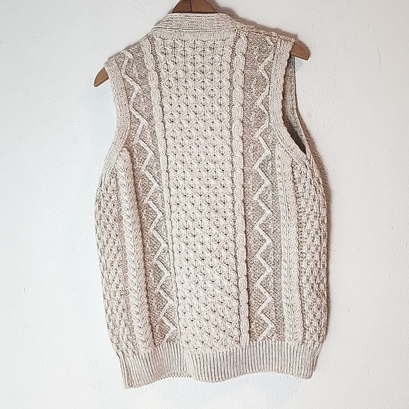 Aran Woollen Mills MADE IN IRELAND 100% merino wool vest, sz XL - Picture 5 of 10